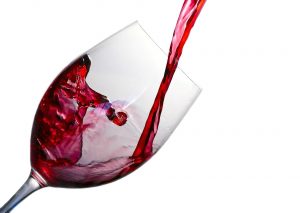 Vino Sampayolo, servir vino, cata de vinos